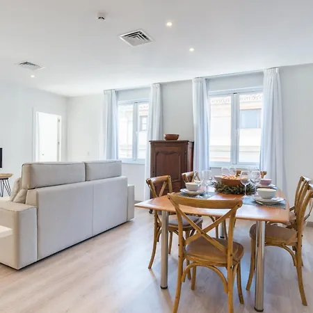 Apartment Urbe10 Atarazanas 2 Bedrooms Malaga