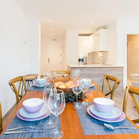 Urbe10 Atarazanas 2 Bedrooms Apartment